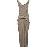 Abito maxi strutter con drapeggio in grigio 