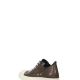 Sneakers basse in pelle in grigio 