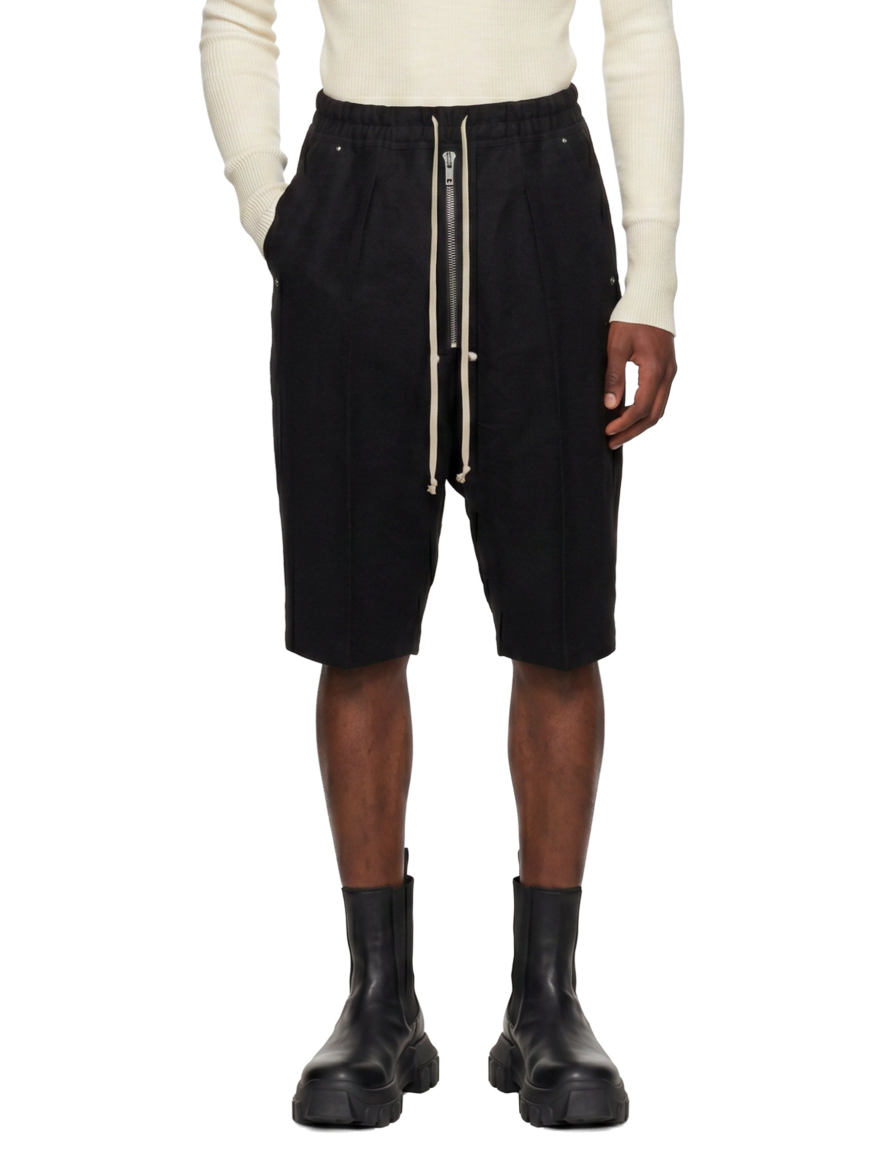 Shorts Bela Pods con coulisse in nero 
