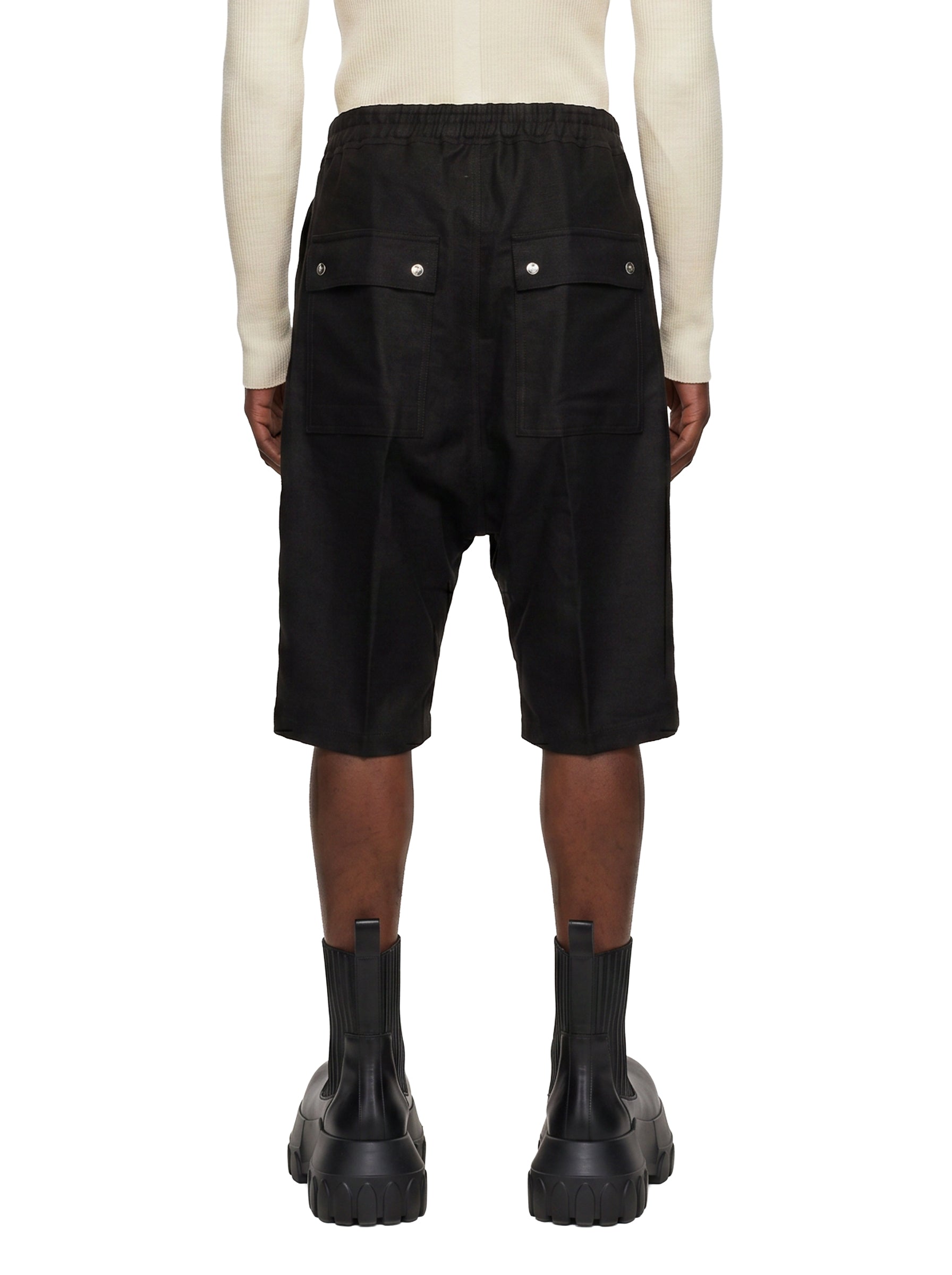 Shorts Bela Pods con coulisse in nero 