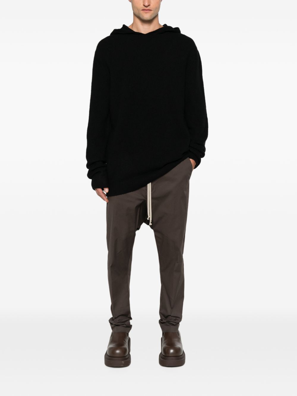 Maglione con cappuccio in cashmere in nero 