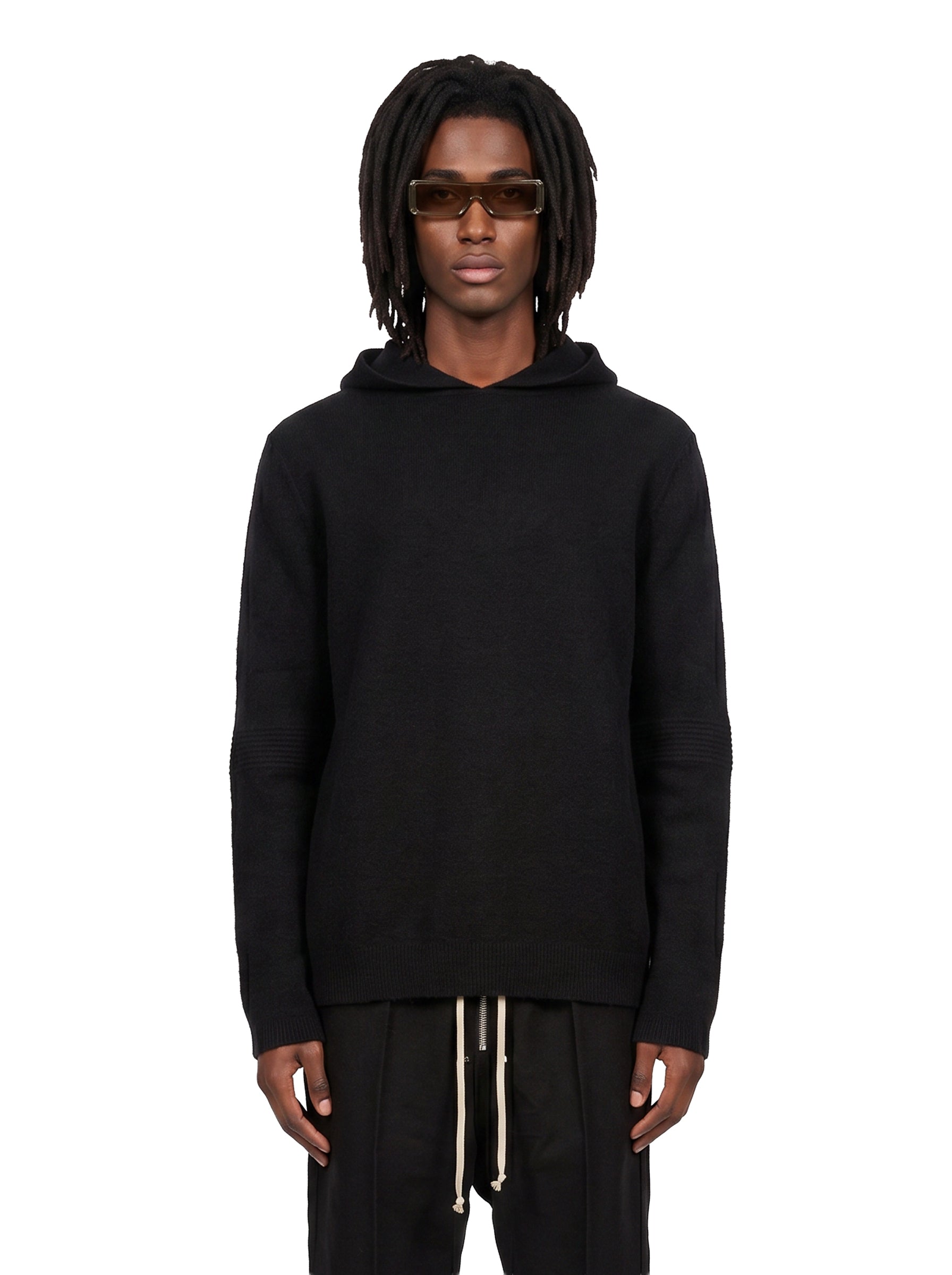 Maglione con cappuccio in cashmere in nero 
