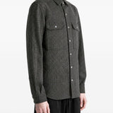 Giacca-camicia con tasche in grigio 