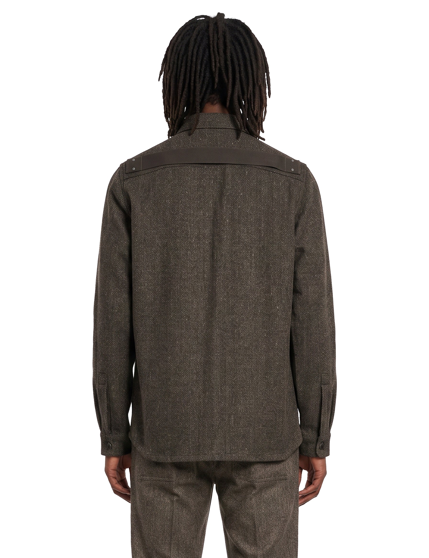 Giacca-camicia con tasche in grigio 
