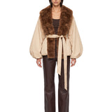 Giacca con collo in eco pelliccia in beige 