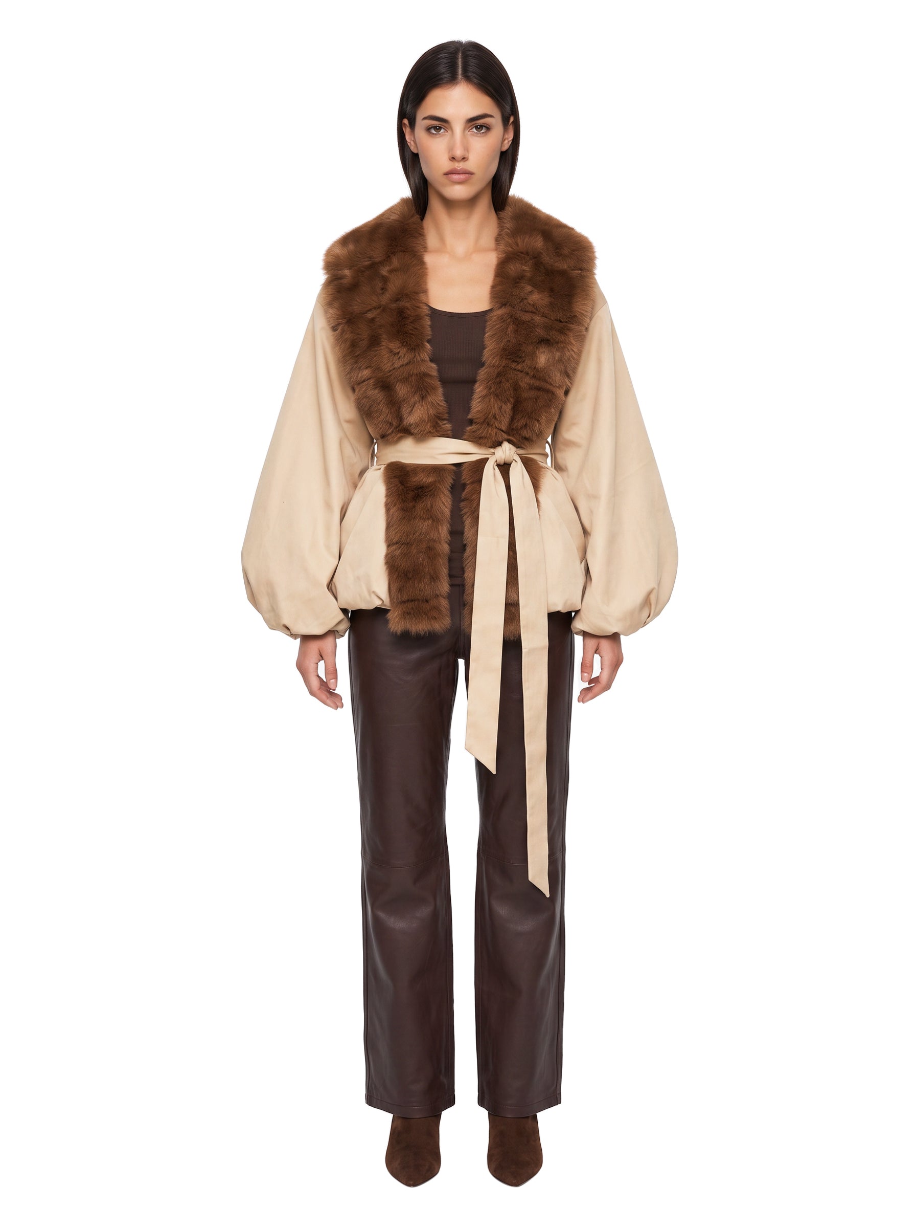 Giacca con collo in eco pelliccia in beige 