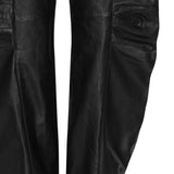 Pantaloni cargo in pelle in nero 