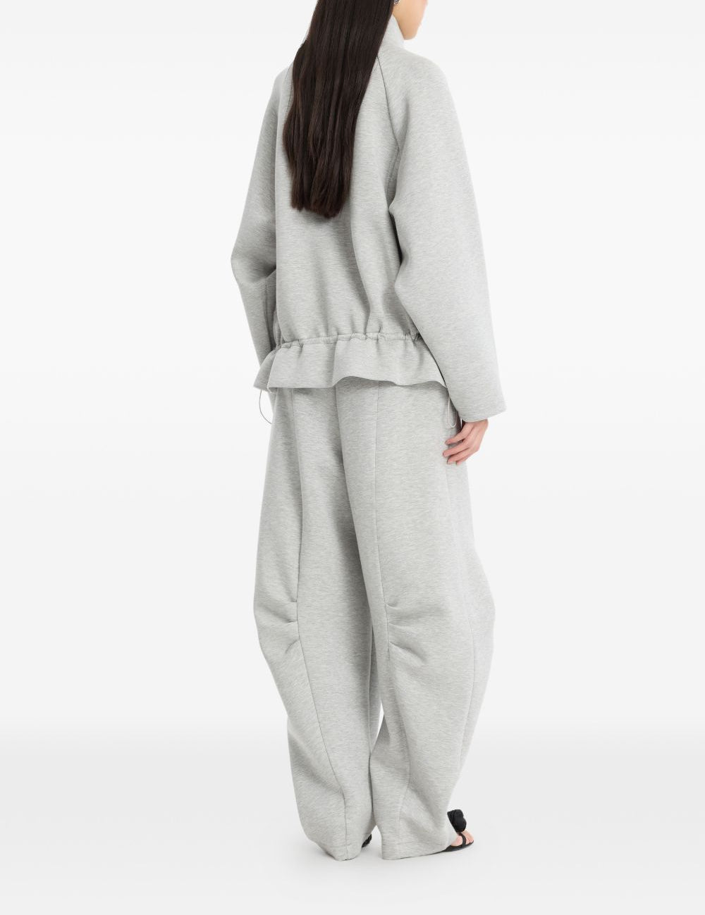 Pantaloni cargo con arricciatura in grigio 