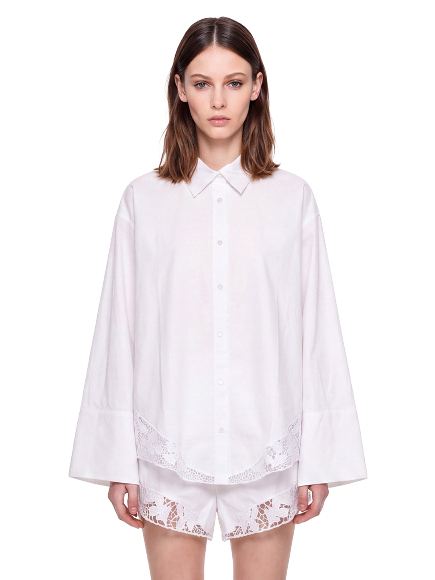 Camicia con orlo in pizzo bianco 