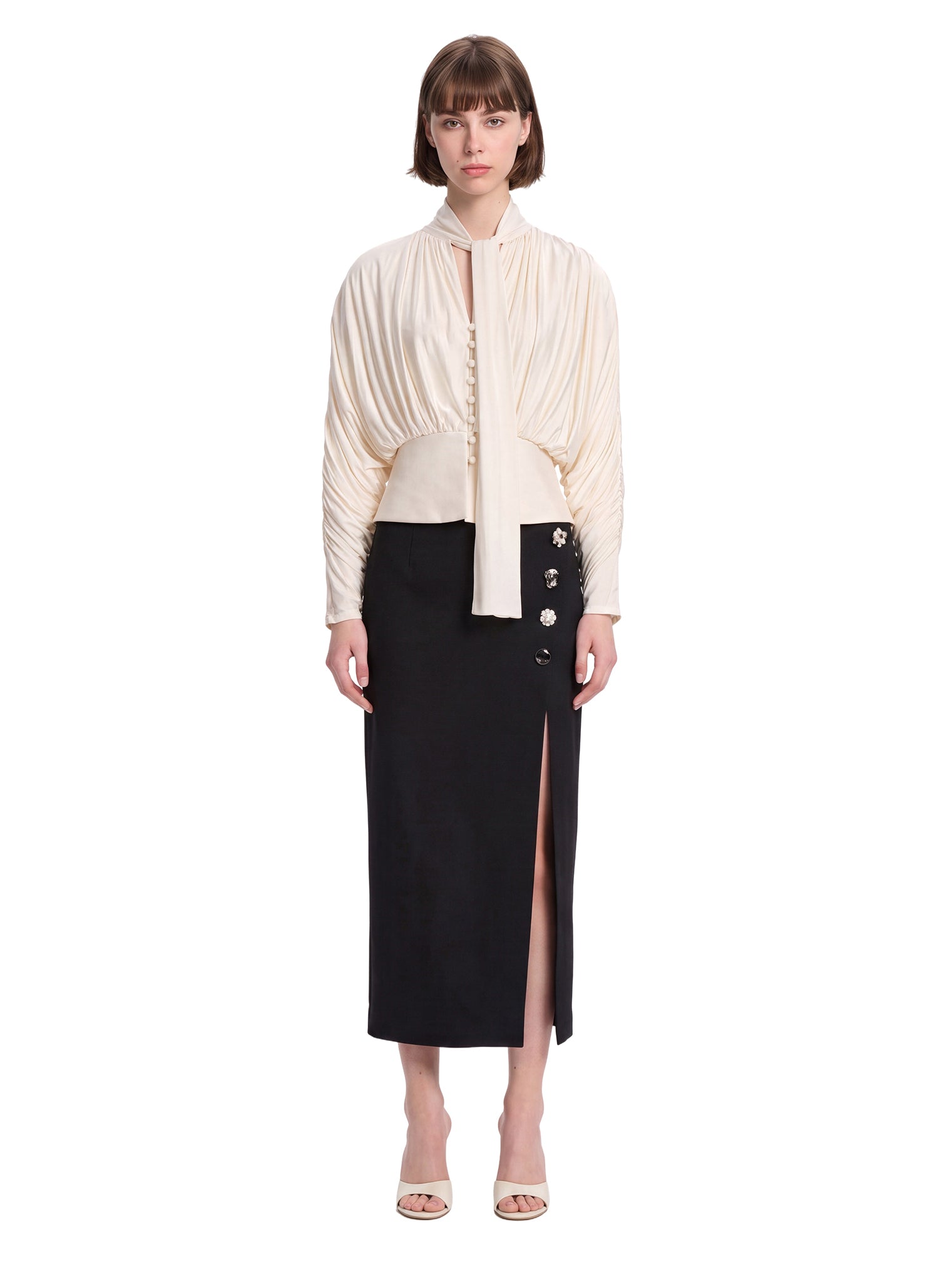 Blusa con fiocco in avorio 