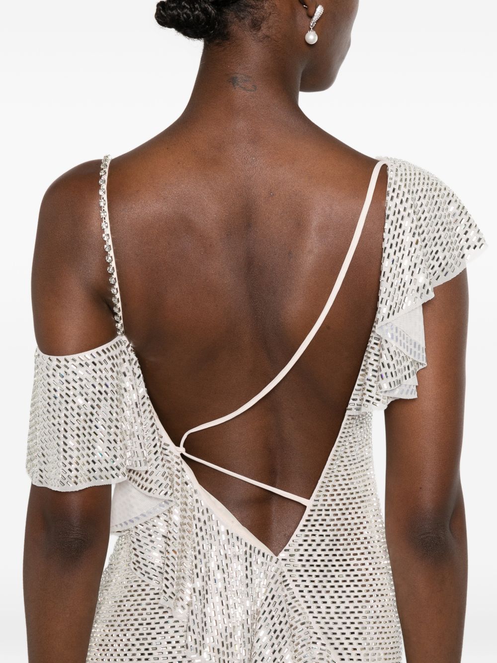 Abito lungo decorato con paillettes in platino 