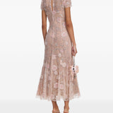 Abito midi con stampa floreale e decorazioni di paillettes in rosa 