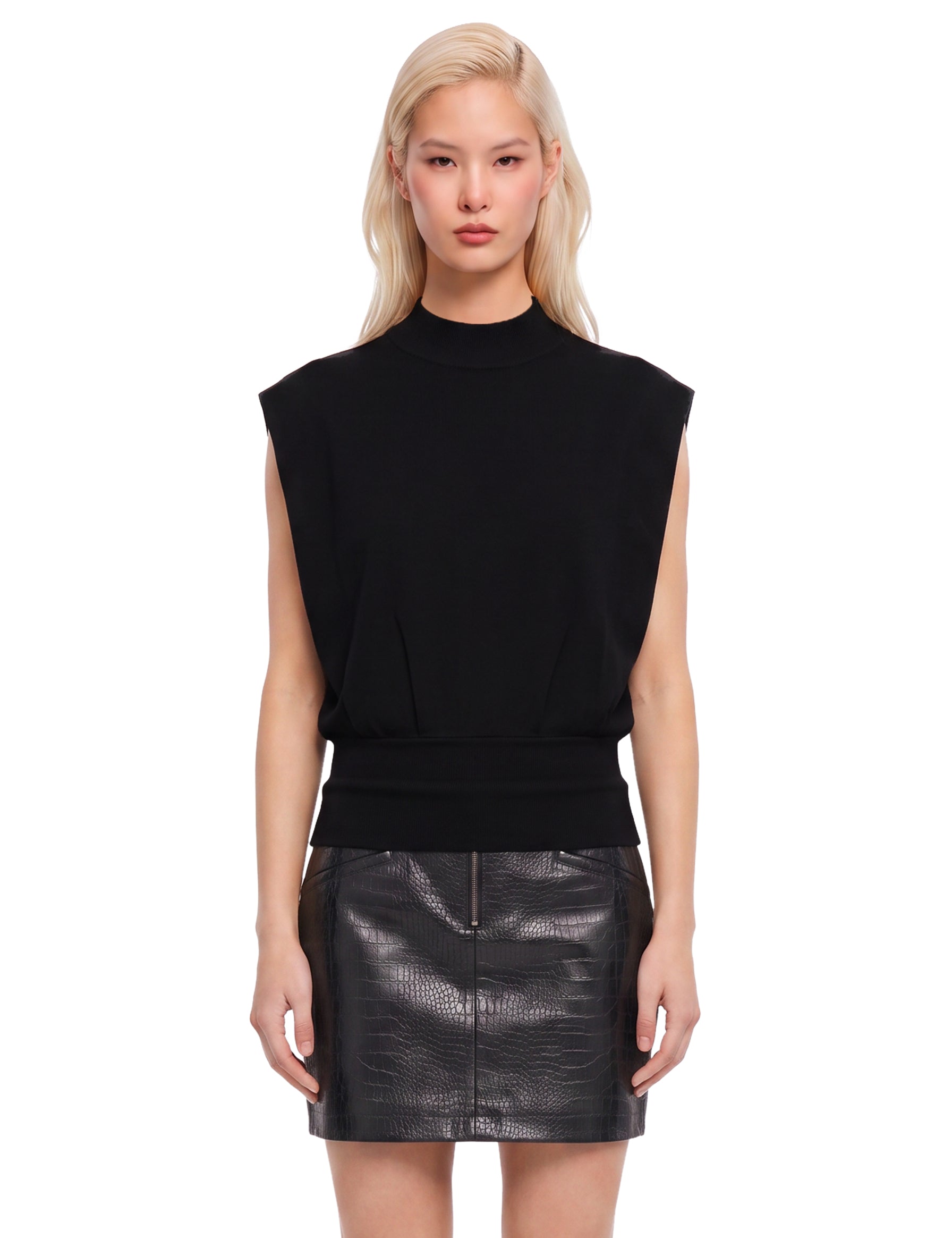 Top Juli in nero 