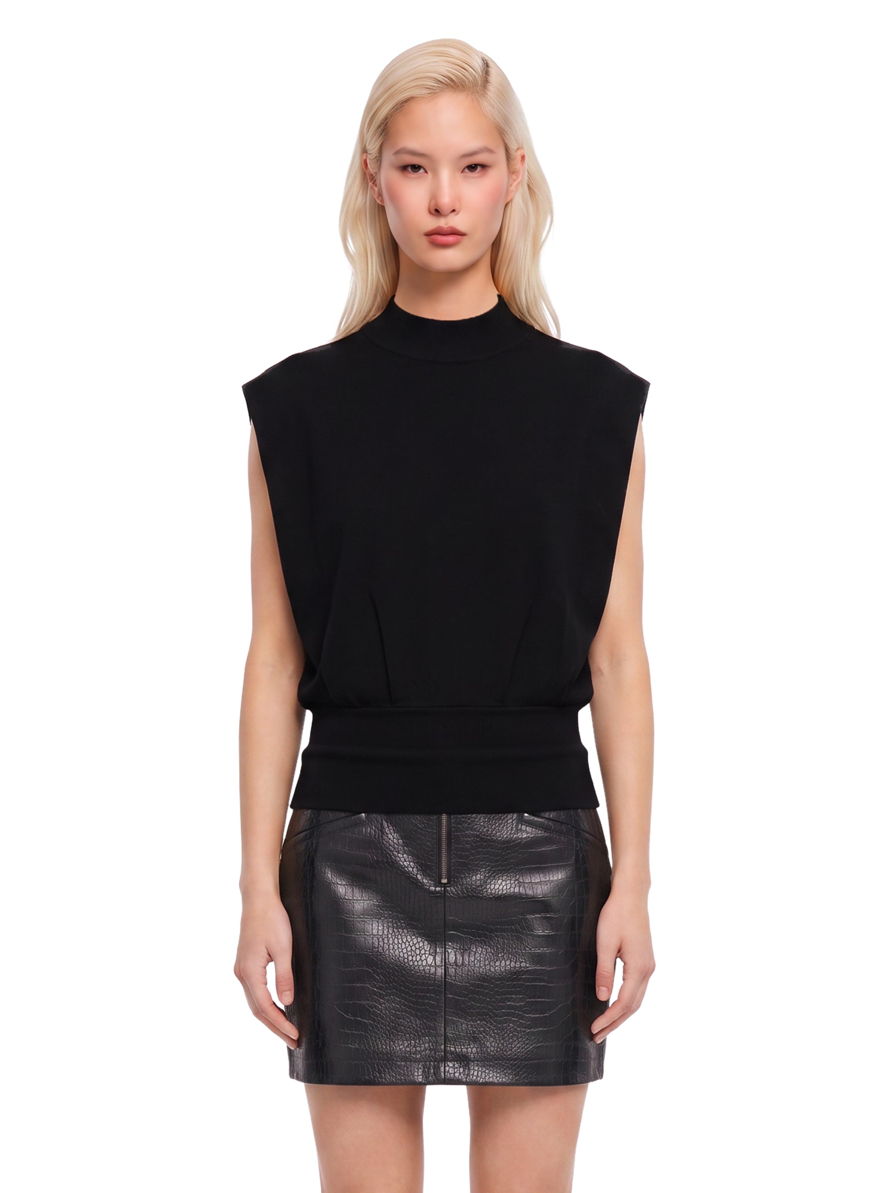Top Juli in nero 