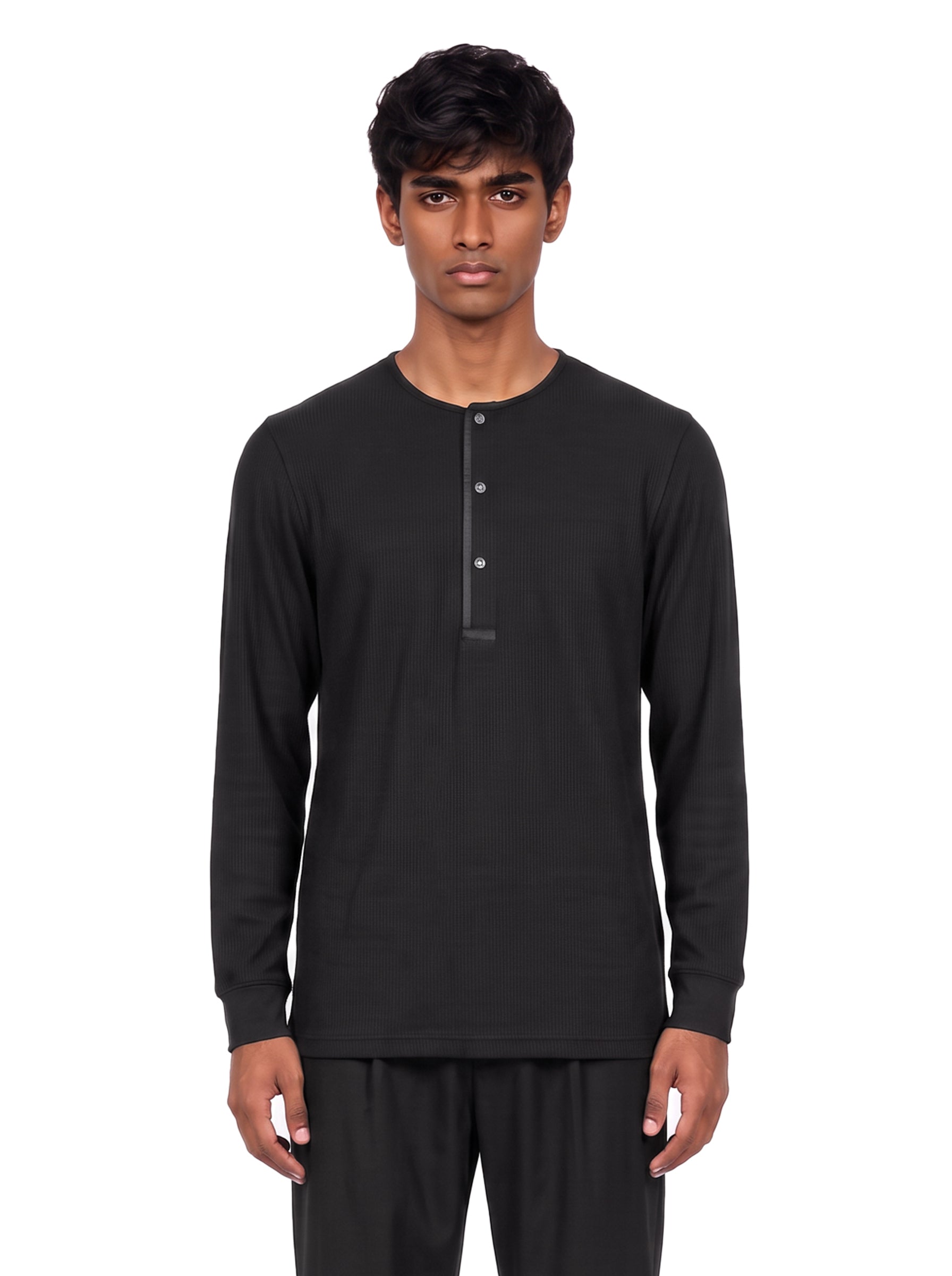 Maglia Henley girocollo in nero 