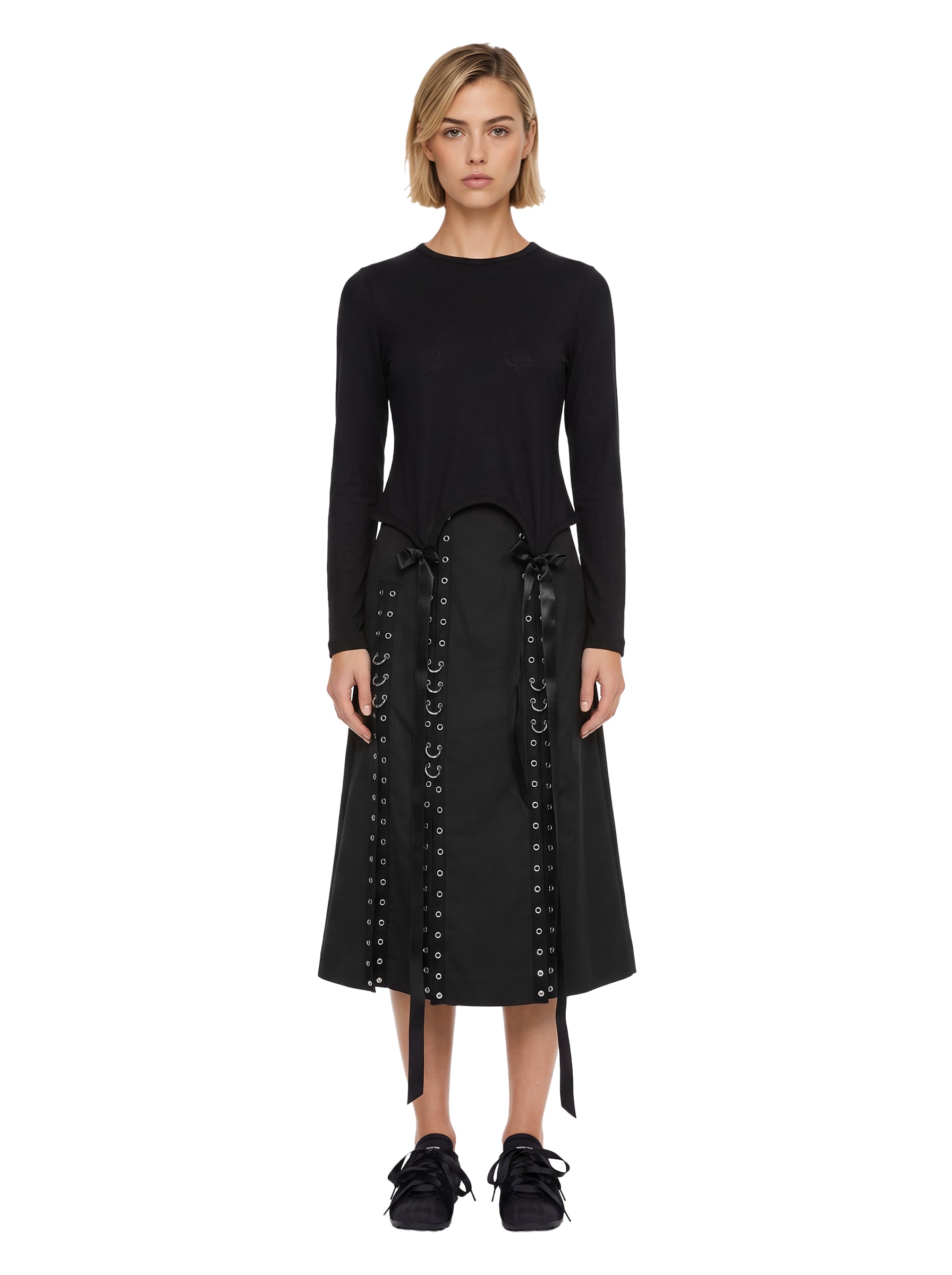 T-shirt con fiocchi in nero 