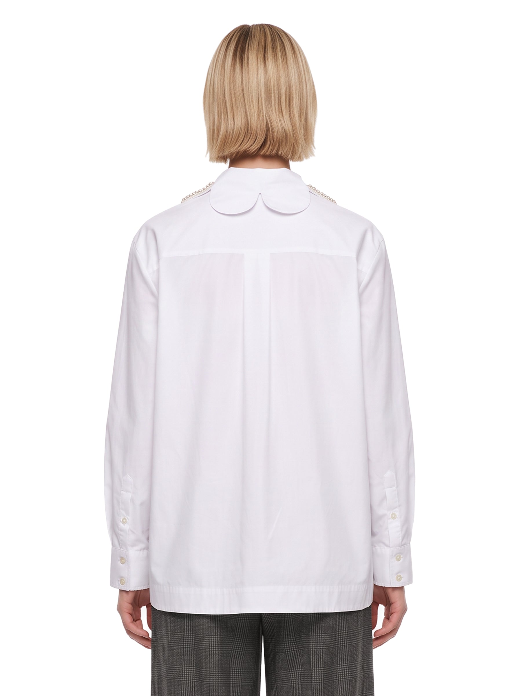 Camicia con perle in bianco 
