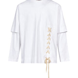 T-shirt a strati con lacci in bianco 