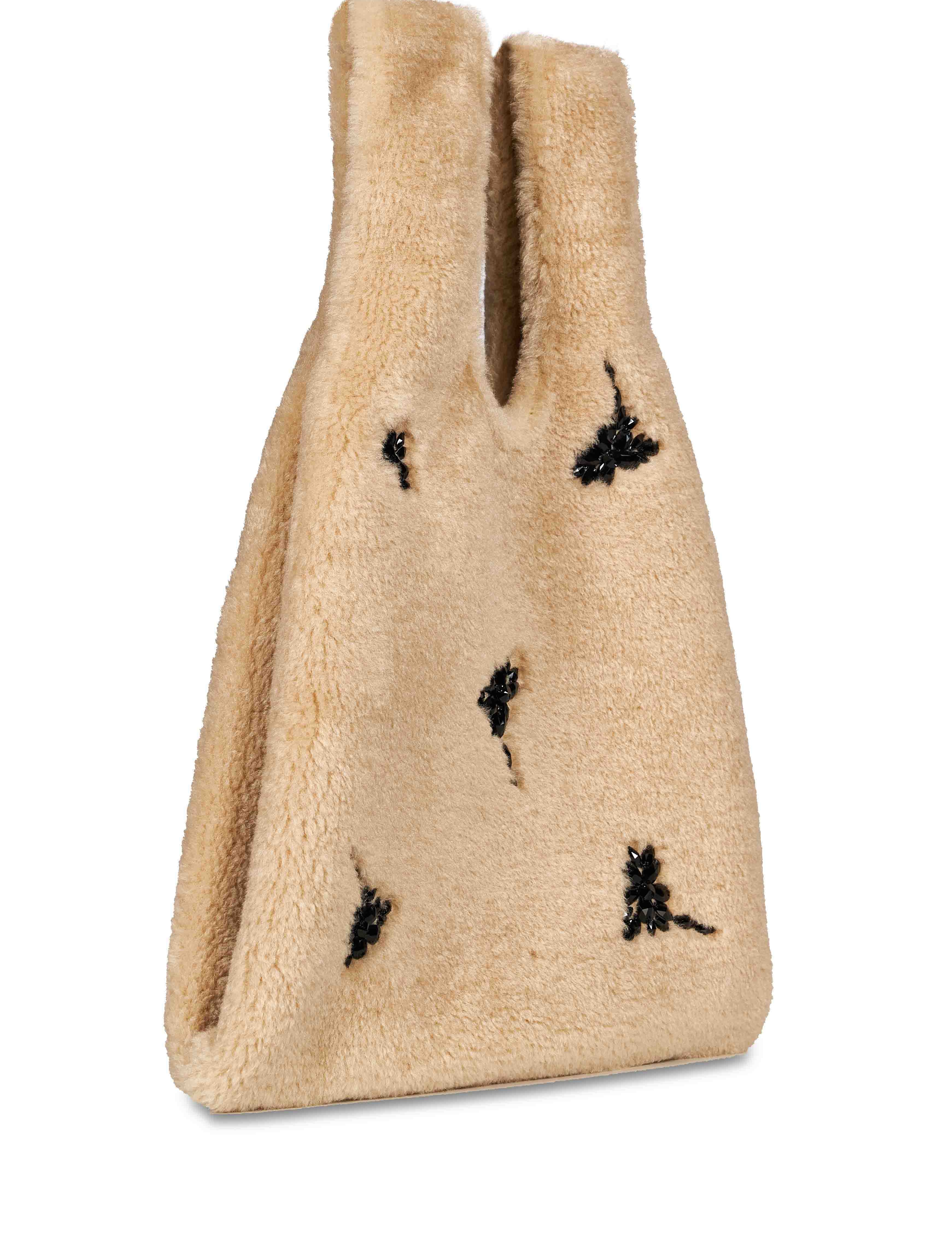 Borsa tote eco pelliccia in beige 