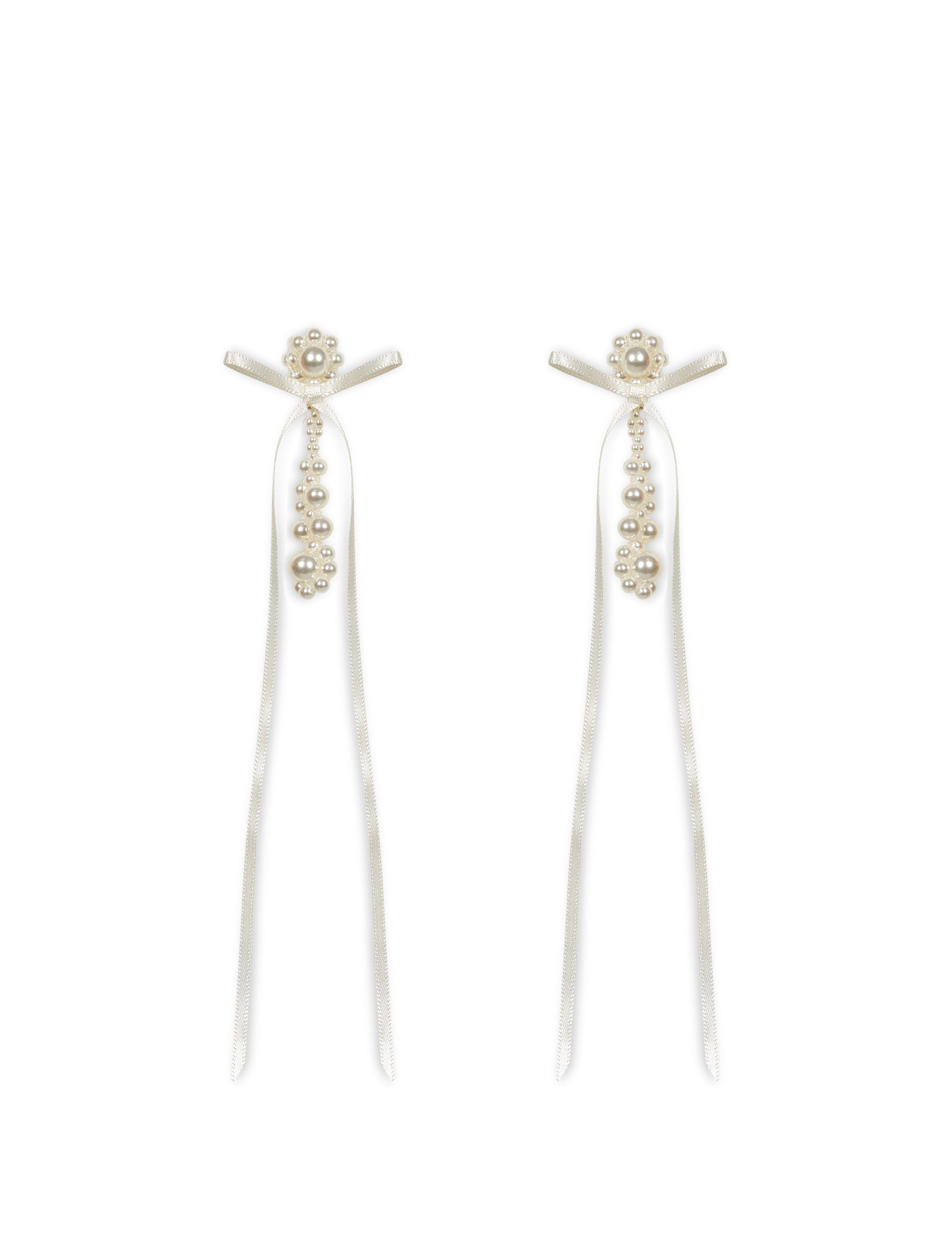 Orecchini Victorian Drip Bow in avorio 