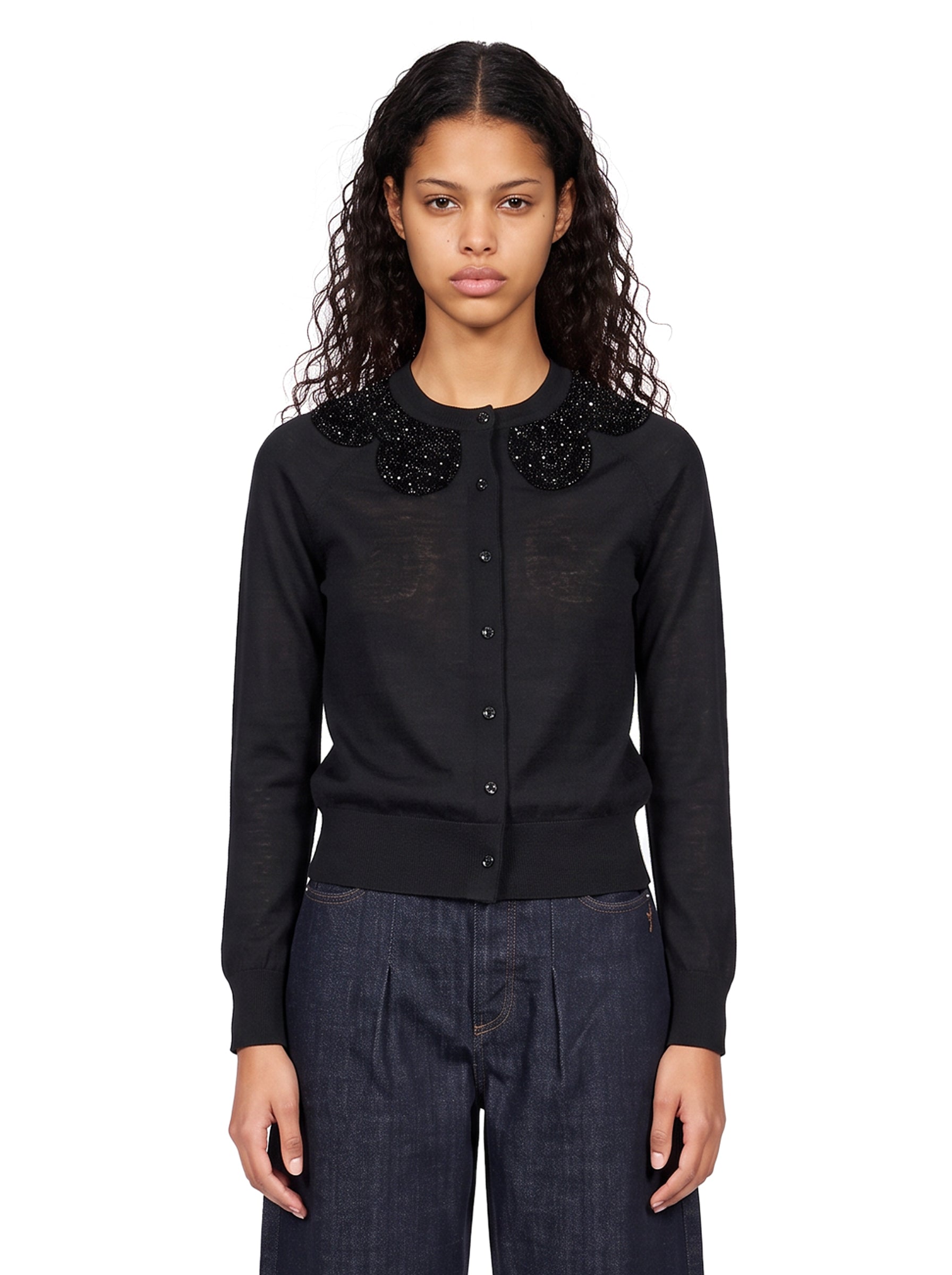 Cardigan con ricamo in nero 