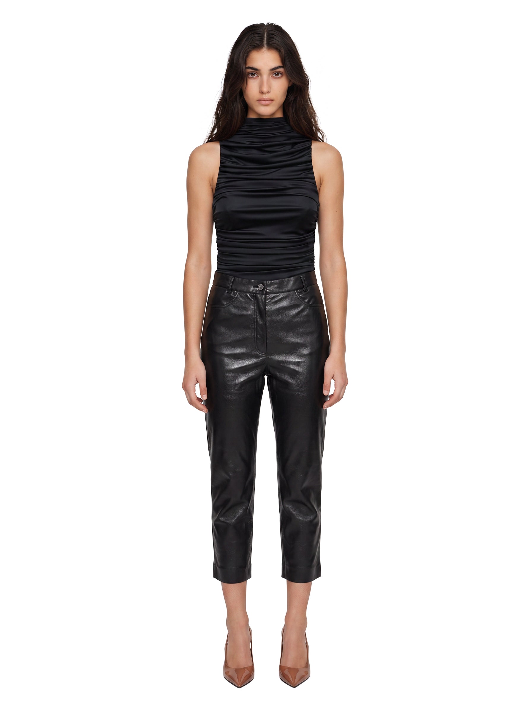Pantaloni capri Axelle in eco pelle in nero 