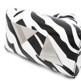 Borsa Friday con stampa zebra in bianco e nero 