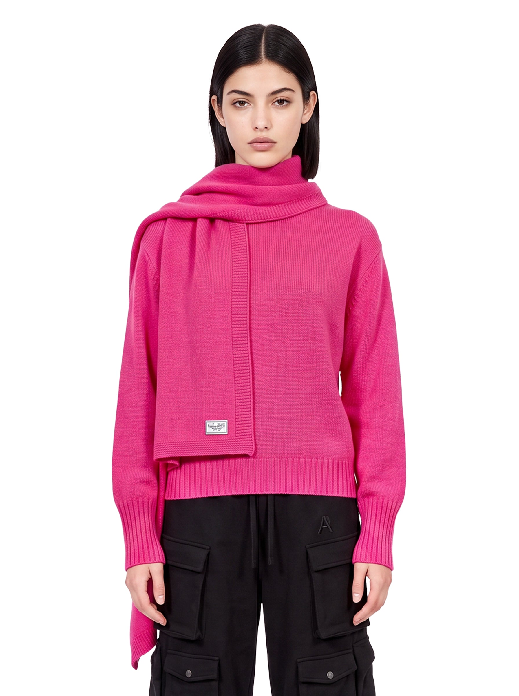 Maglione con sciarpa in fucsia 