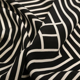 Foulard con stampa in nero toteme - donna 