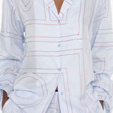 Camicia con stampa logo in azzurro 