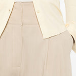 Pantaloni a vita alta con pieghe in beige Toteme - donna 