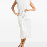 Abito midi con cintura in vita in bianco 