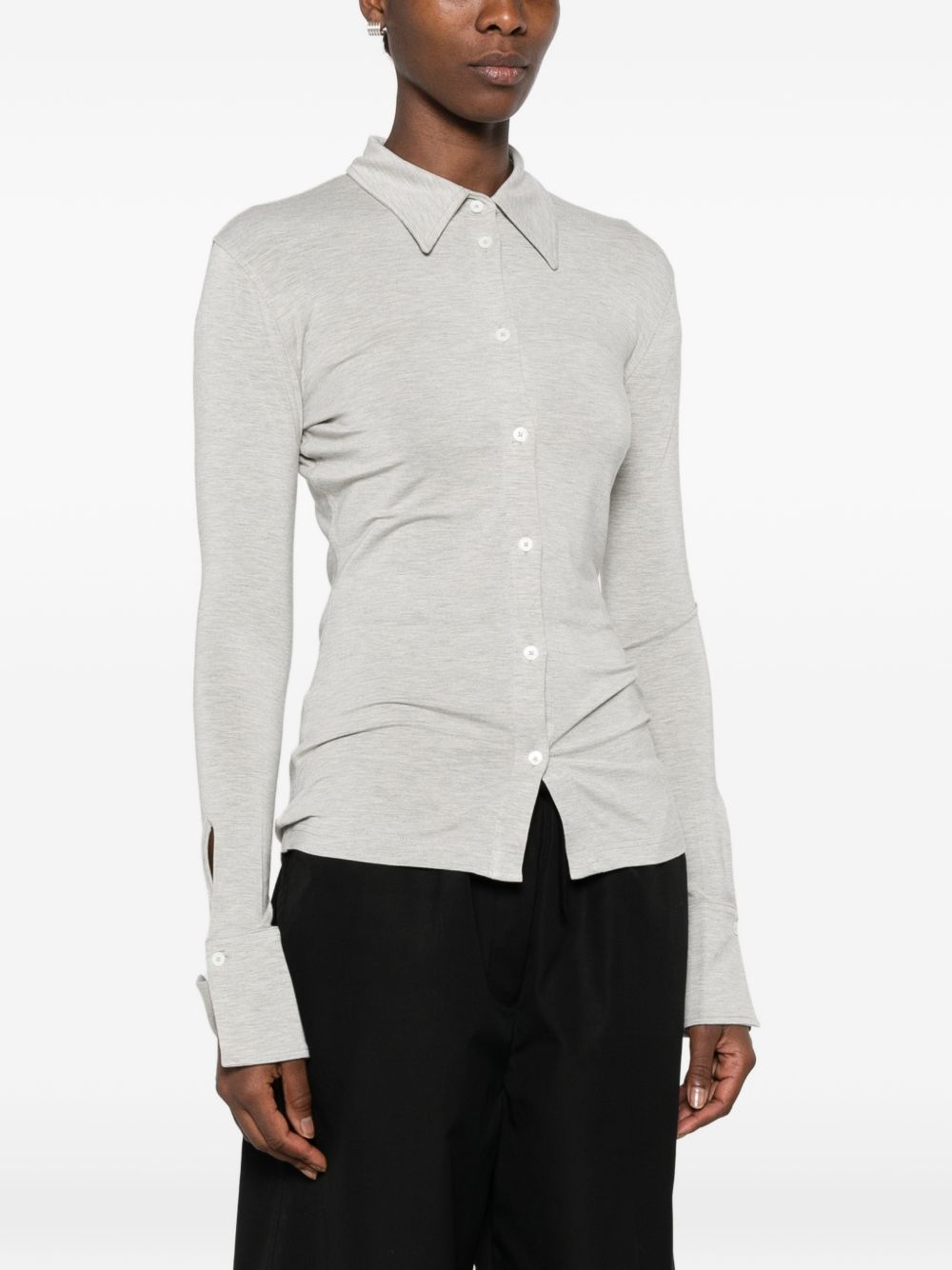 Camicia a maniche lunghe in grigio 