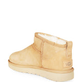 Stivaletti Classic Ultra Mini in beige 