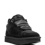Sneakers con shearling in nero 