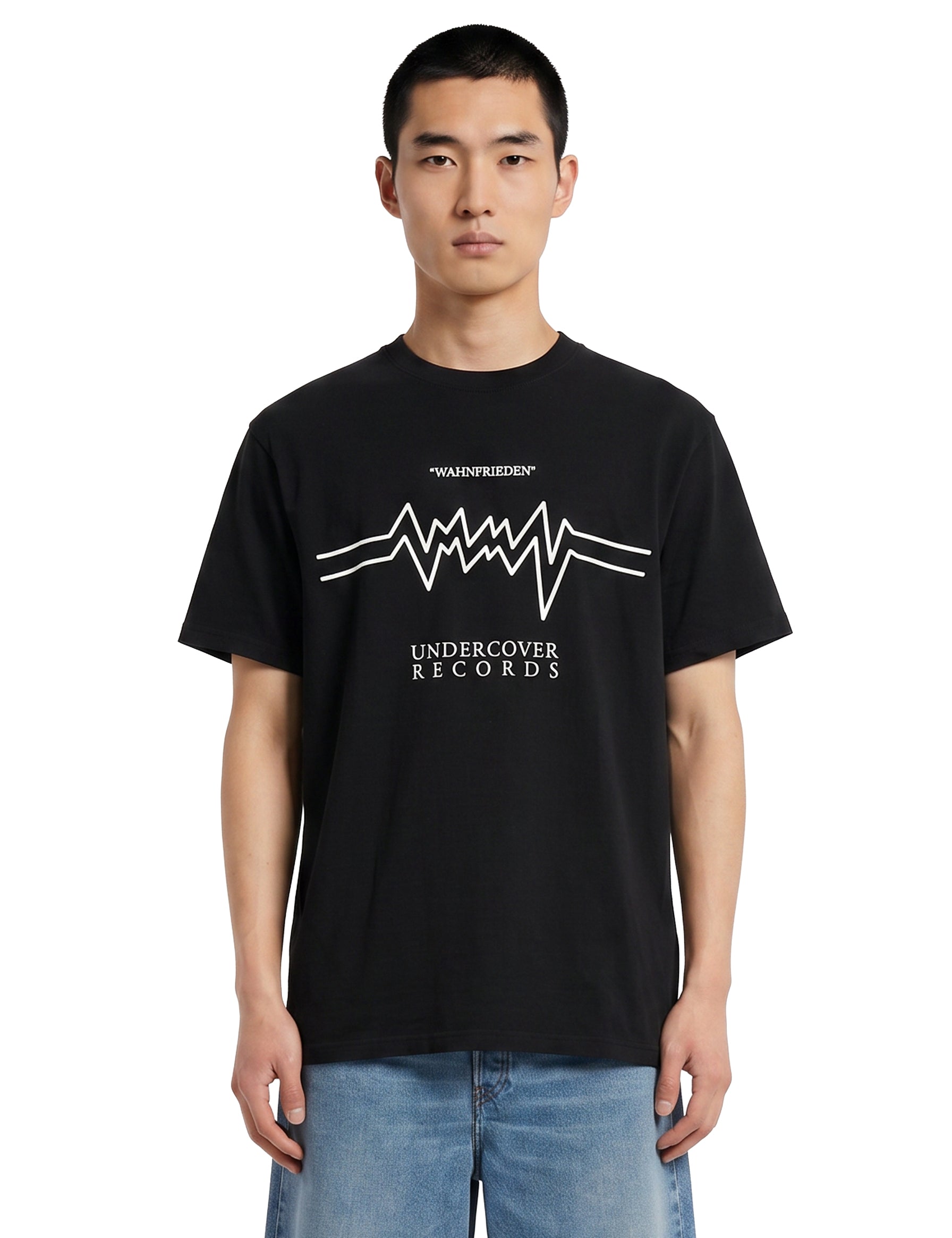 T-shirt con stampa grafica in nero 