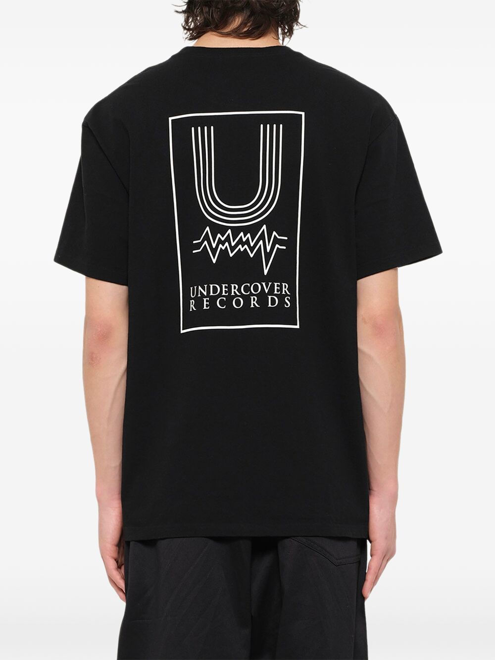 T-shirt con stampa grafica in nero 