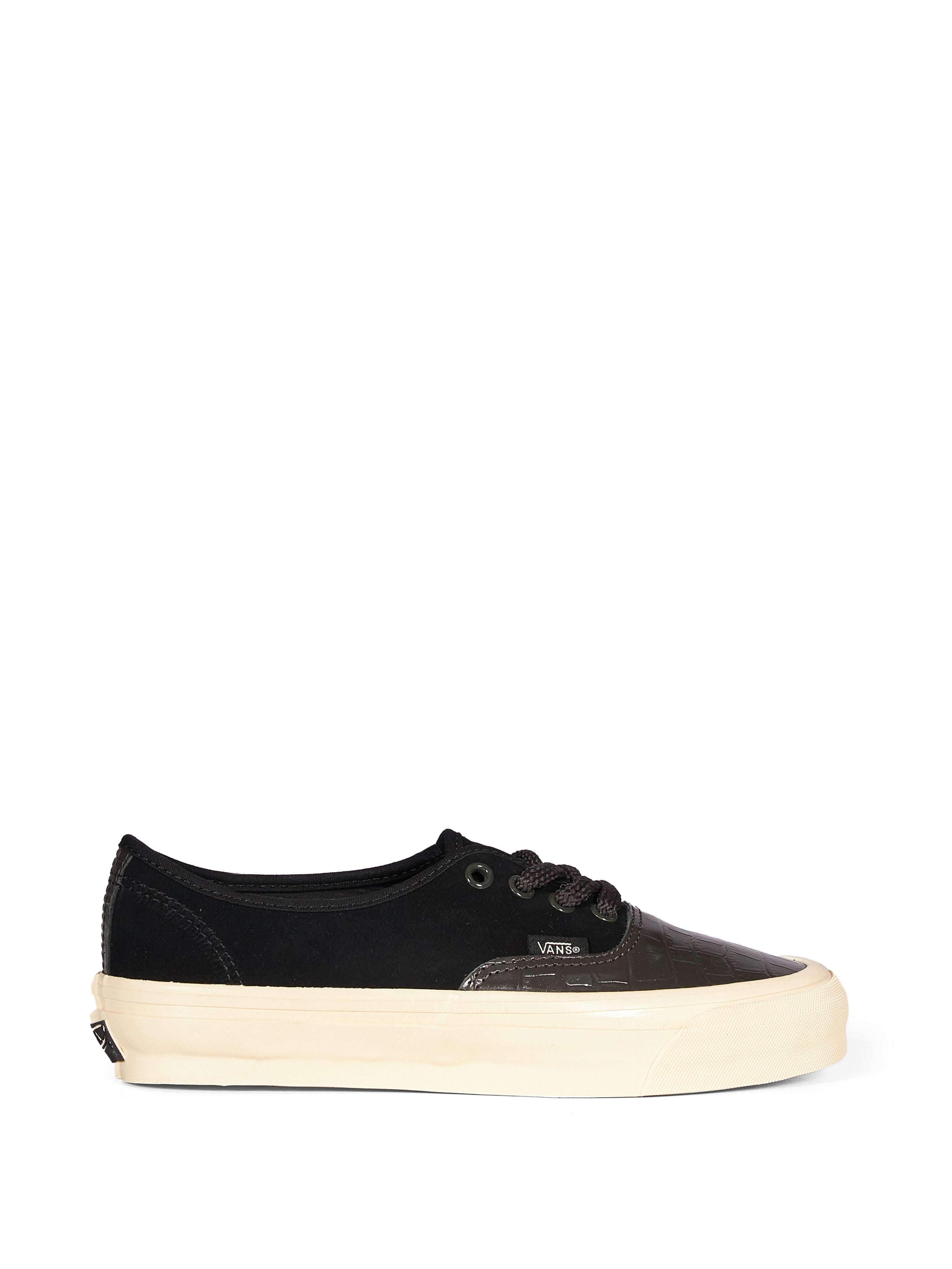 Sneakers LX Authentic 44 in nero 