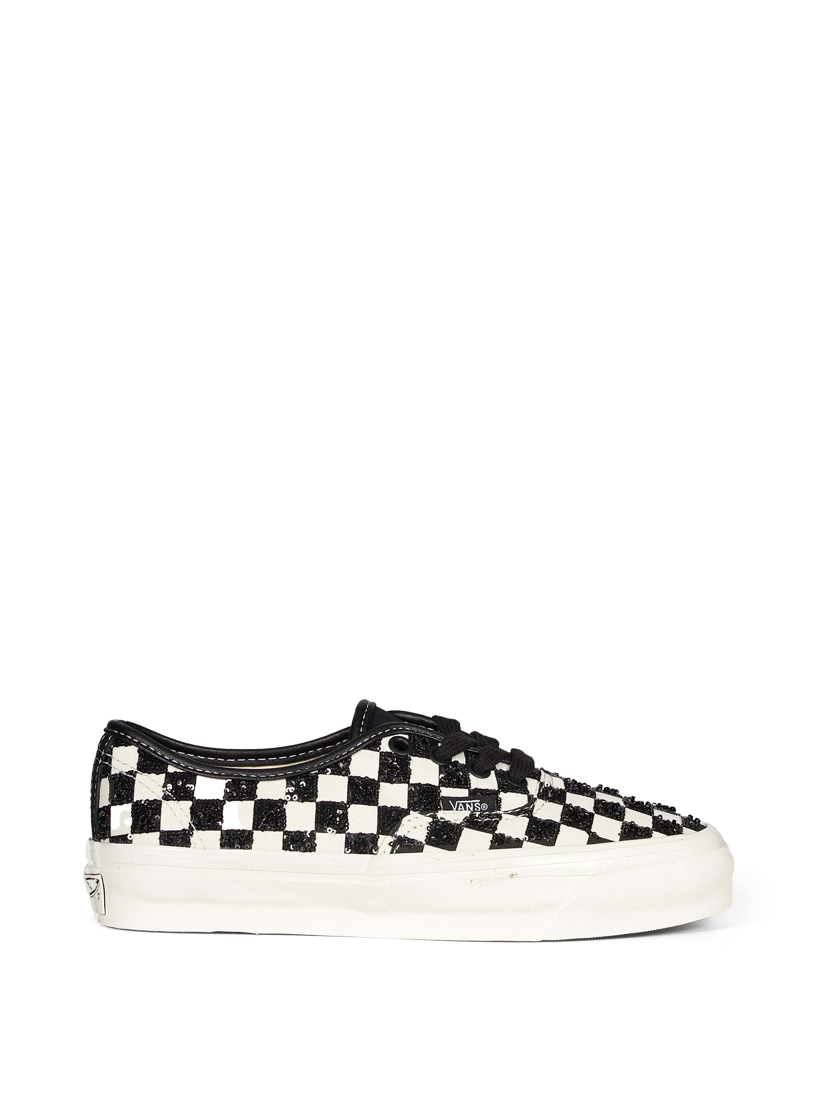 Sneakers LX Authentic 44 in bianco e nero 