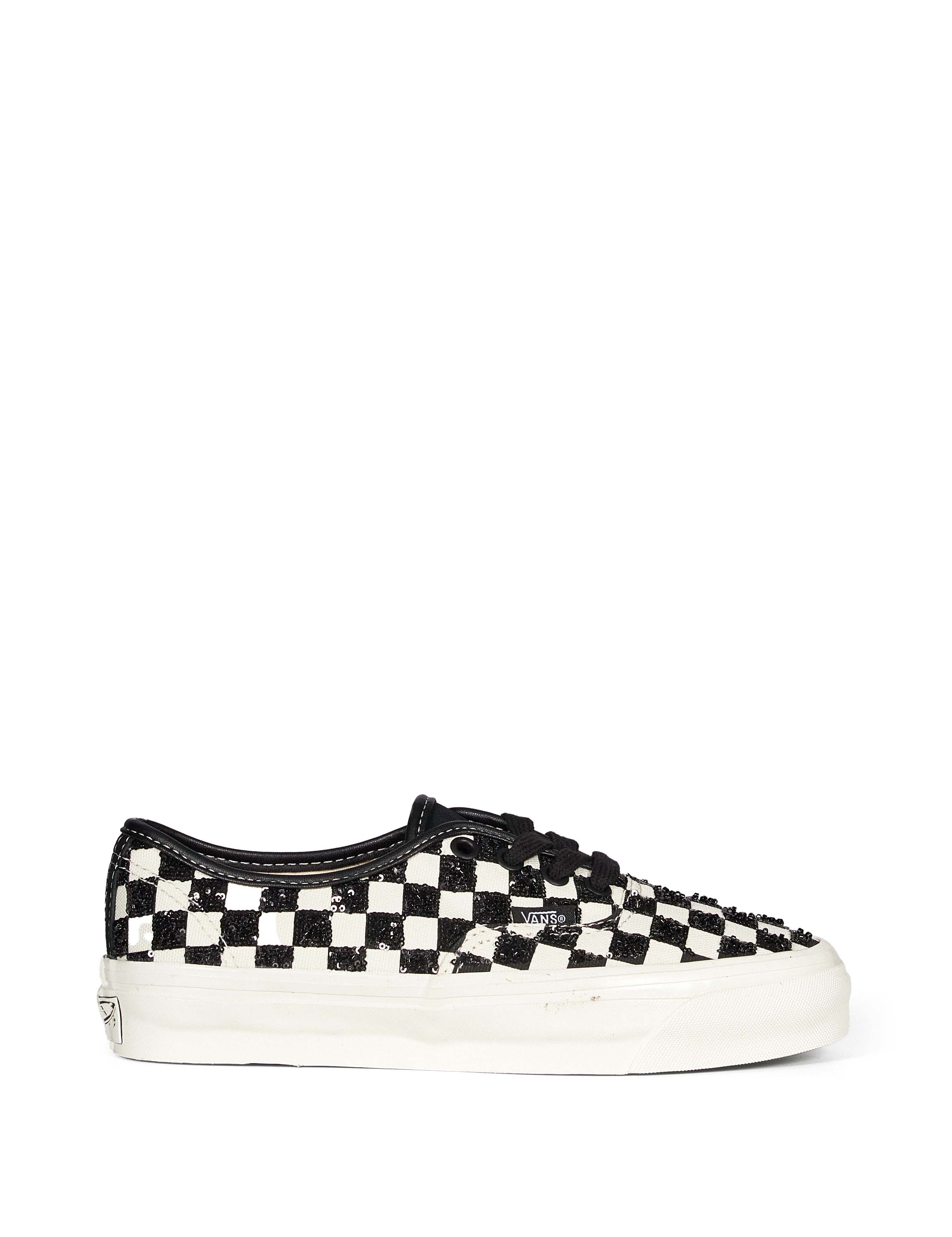Sneakers LX Authentic 44 in bianco e nero 