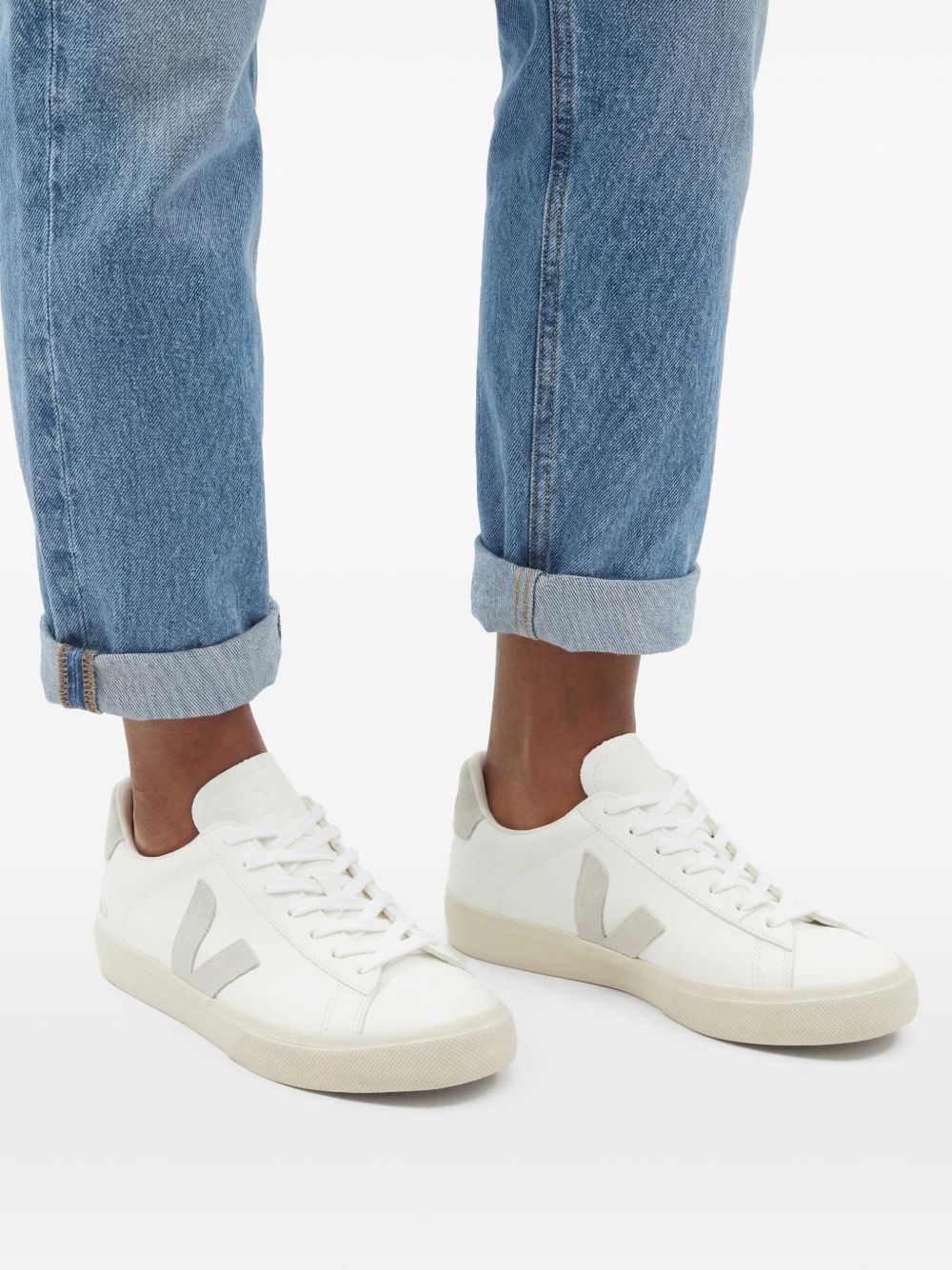 Sneakers basse campo in bianco e beige 