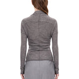 Top con design drapeggiato a maniche lunghe in grigio 