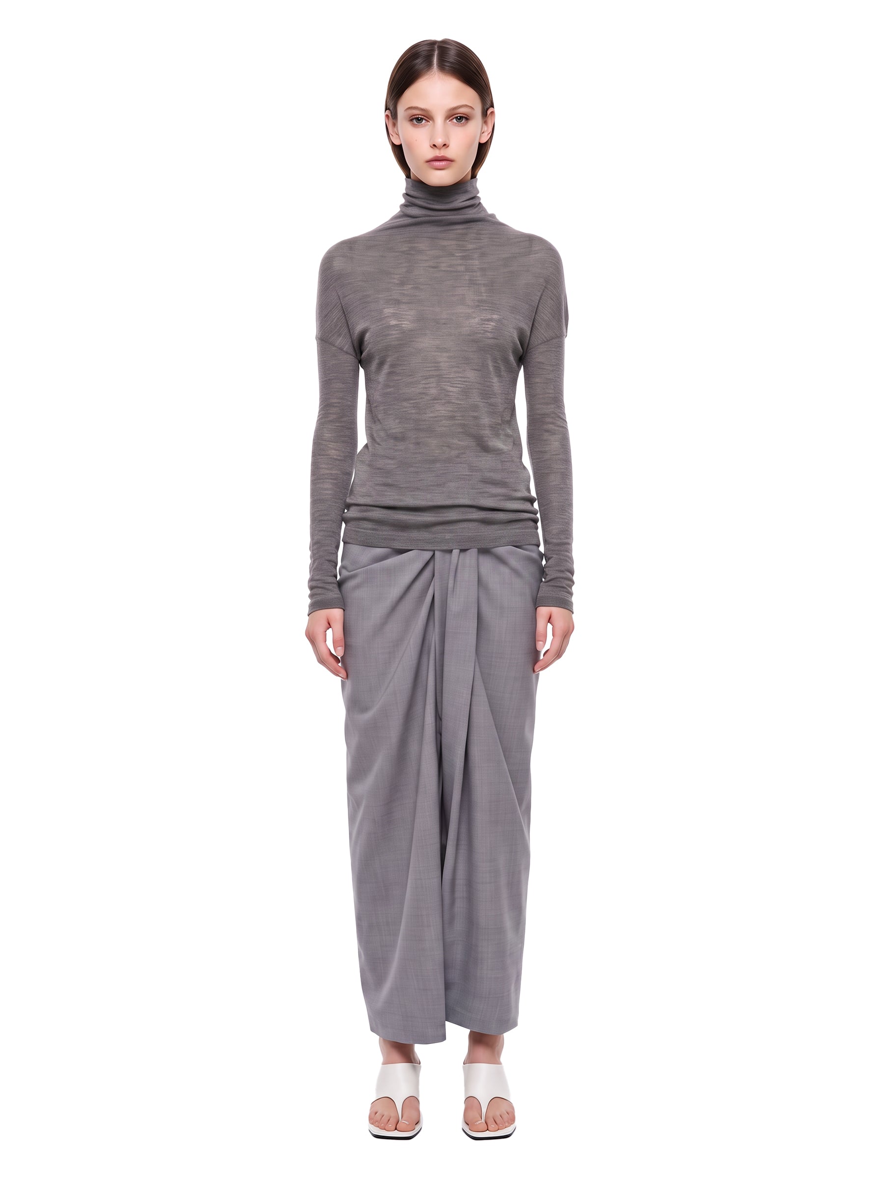 Top con design drapeggiato a maniche lunghe in grigio 