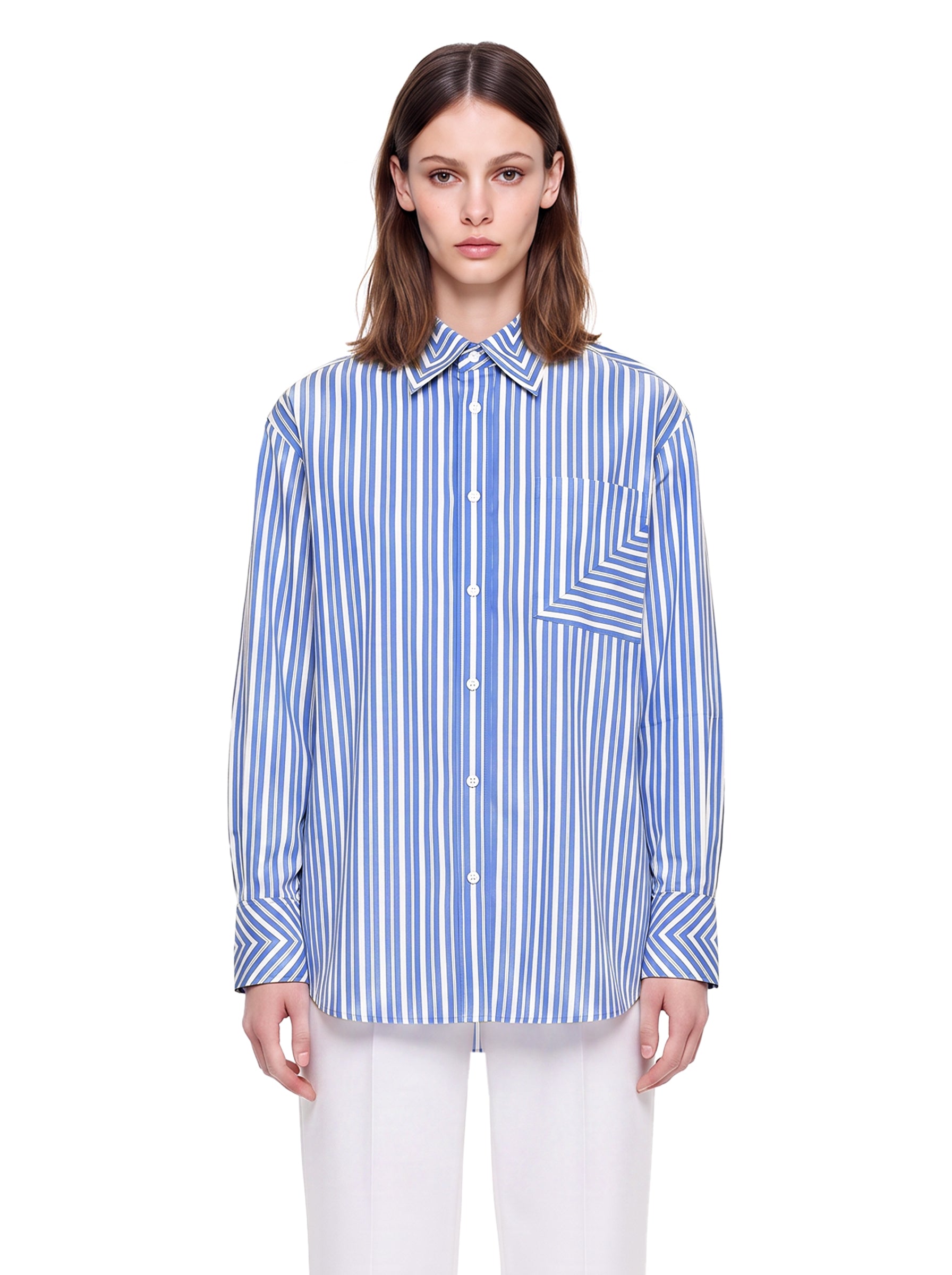 Camicia a righe con taschino in bianco e blu 