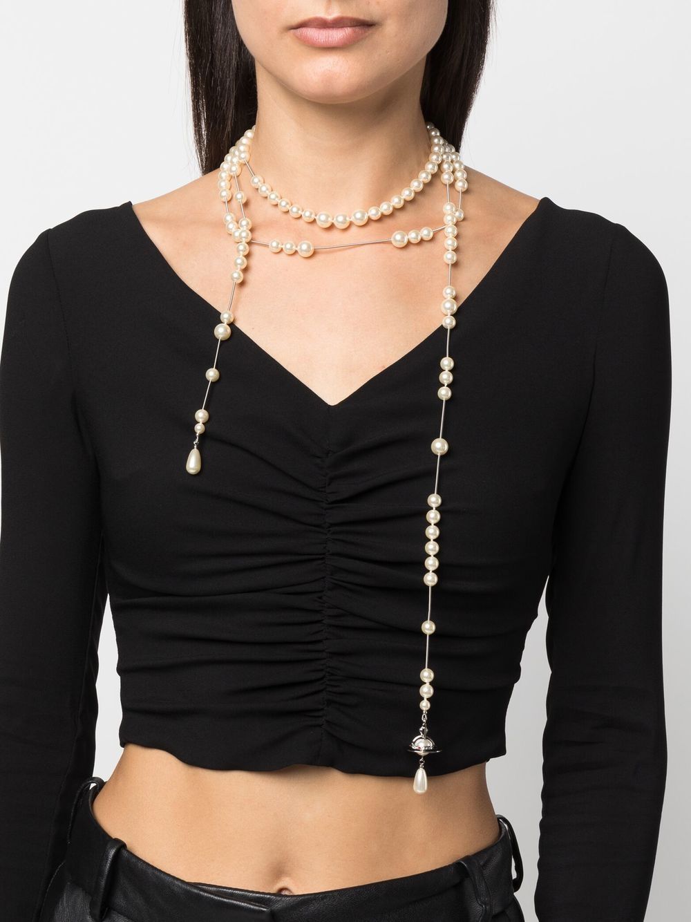 Collana con perle Broken in avorio 