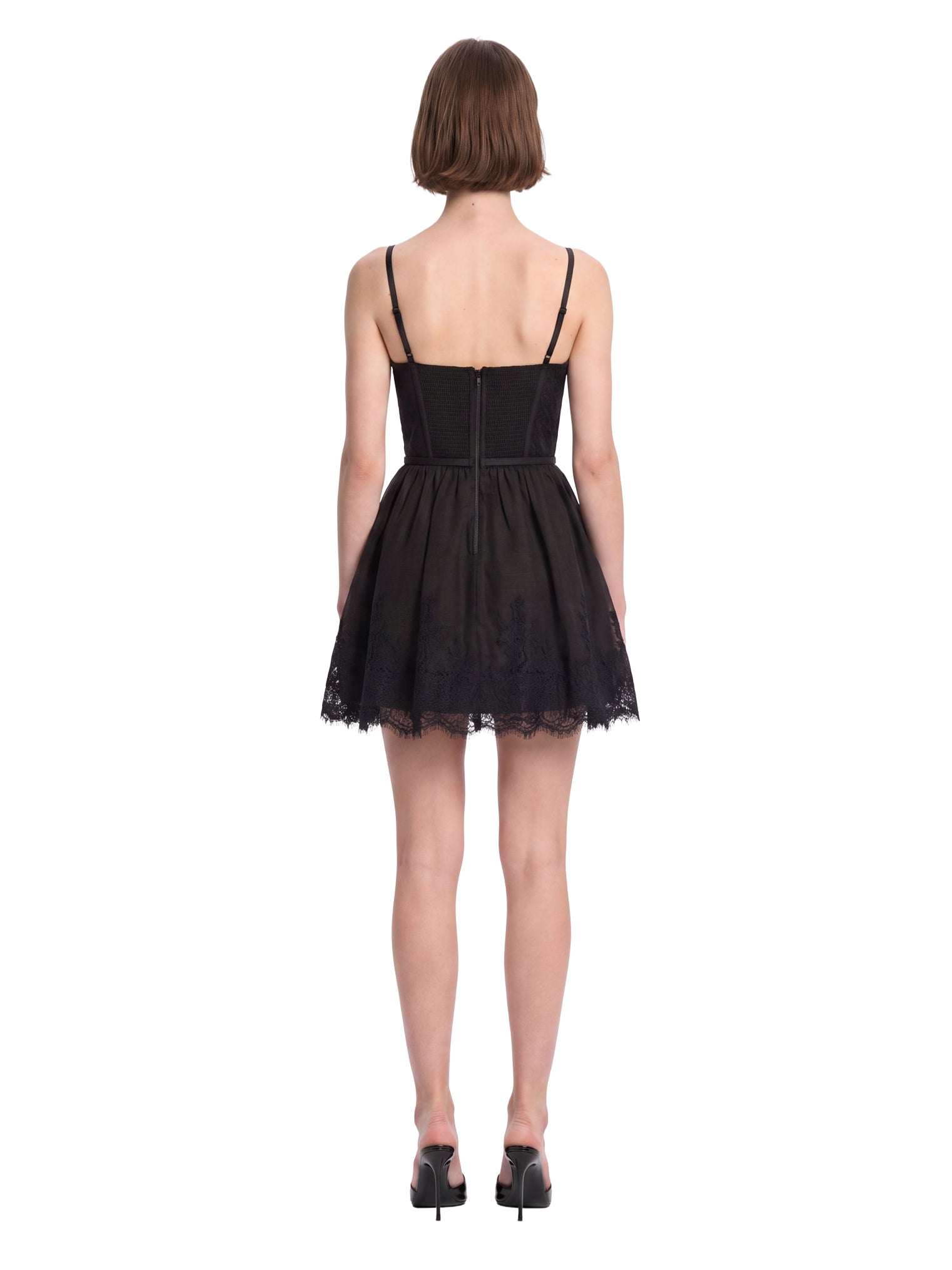 Miniabito con dettagli in pizzo in nero 