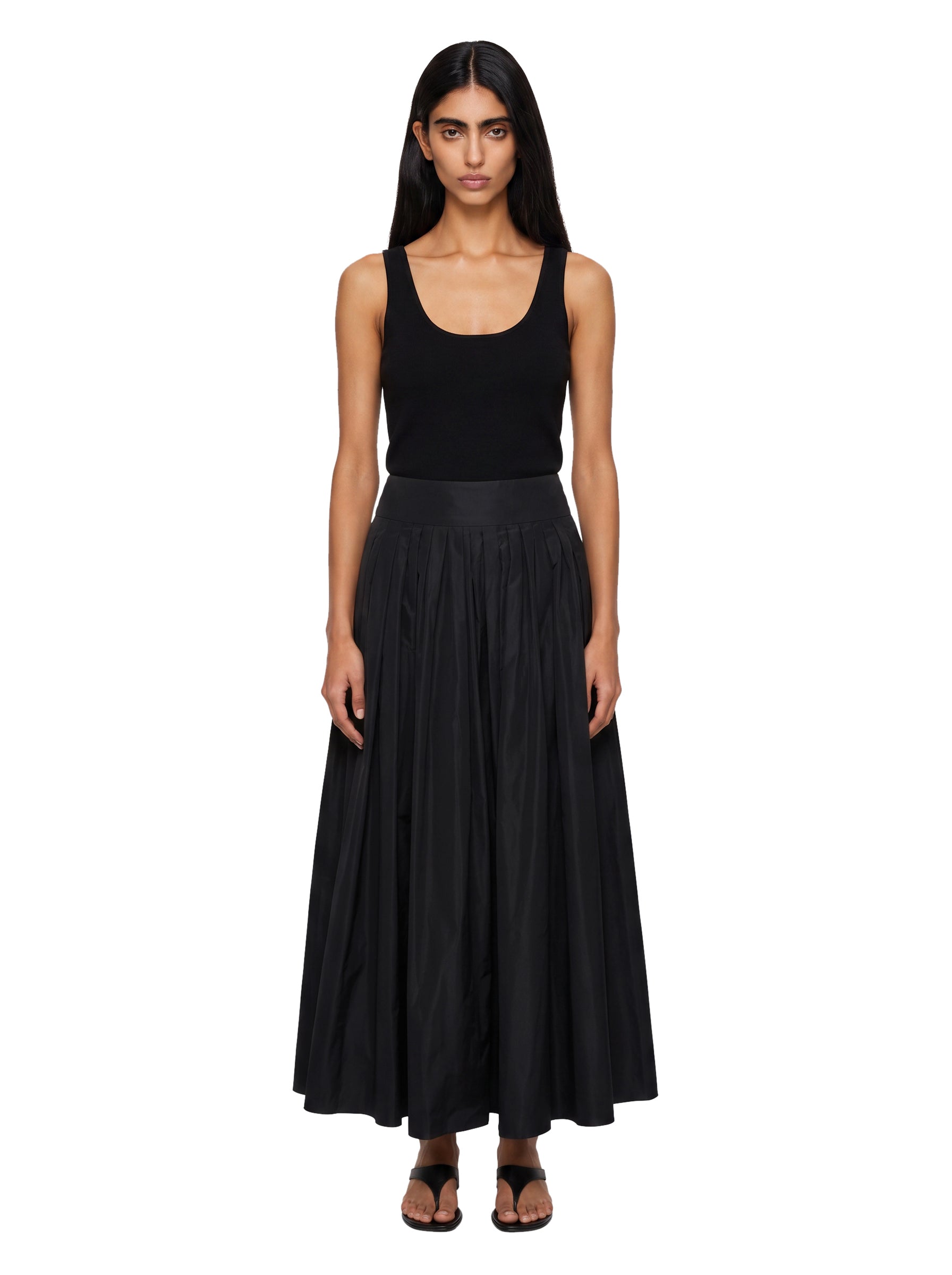 Gonna Romina in nero 