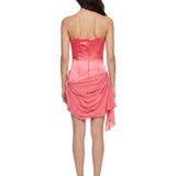 Abito mini senza spalline in rosa 