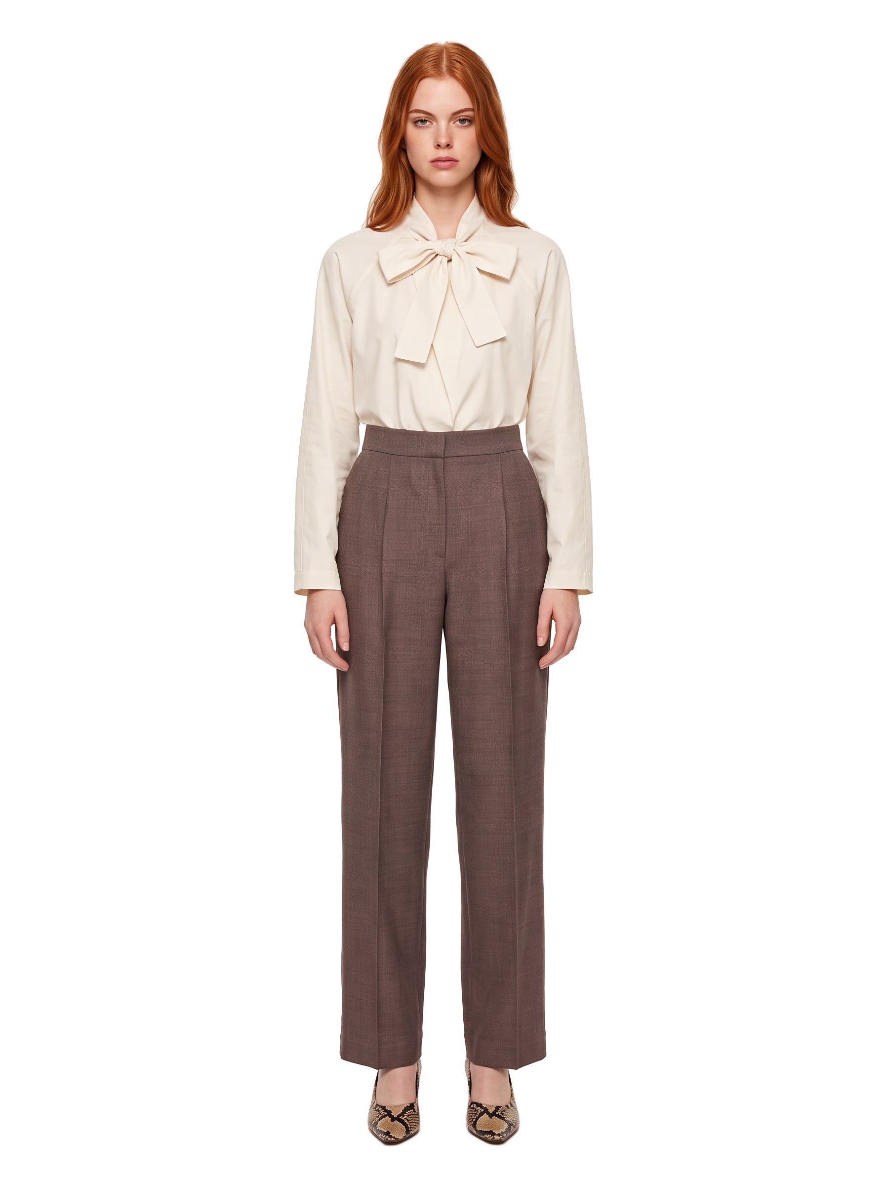 Pantaloni con pinces Silvio in marrone 
