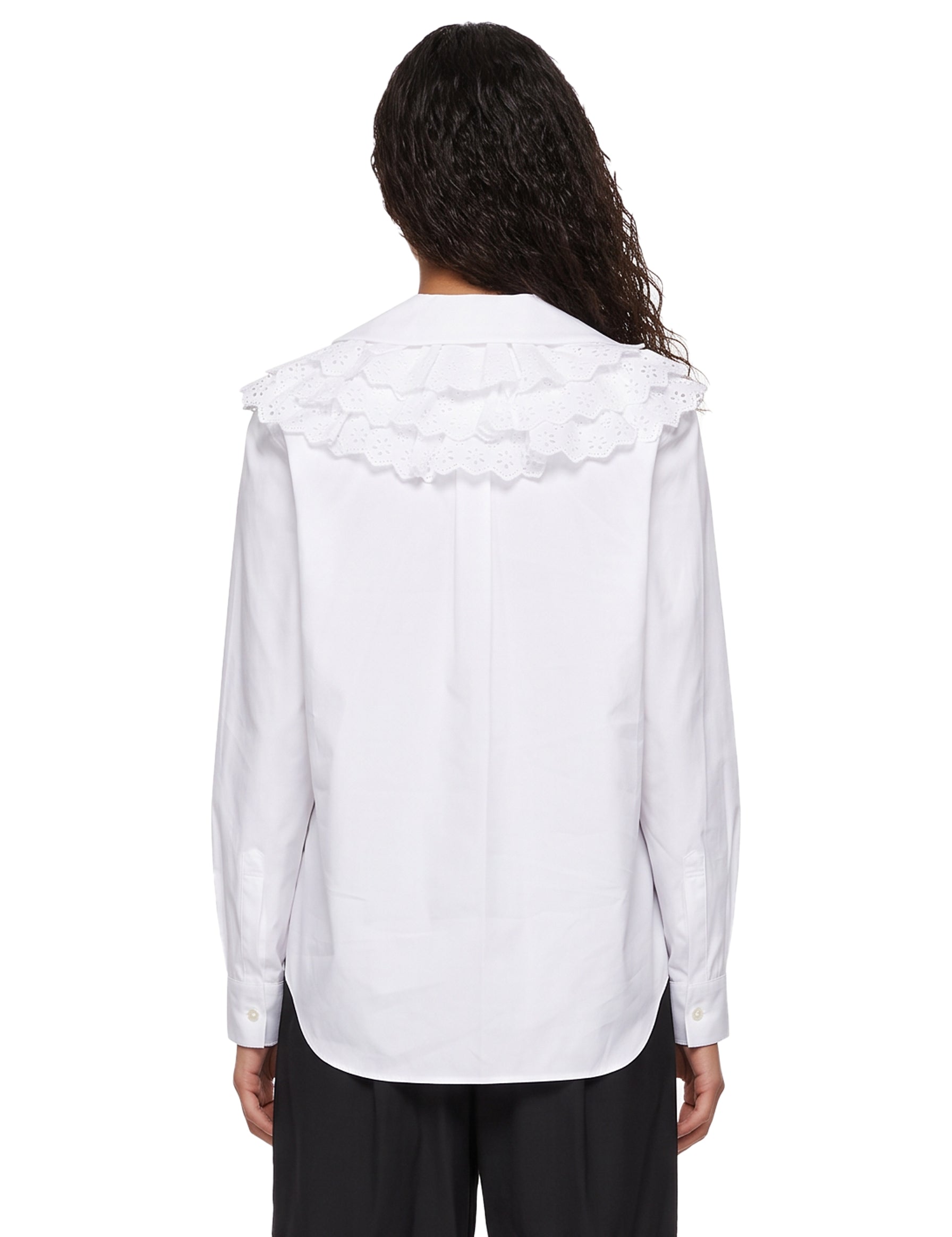 Camicia con colletto Peter Pan in bianco 